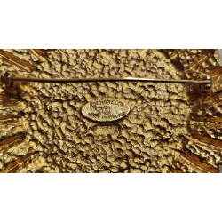 Chanel - Broche dorée