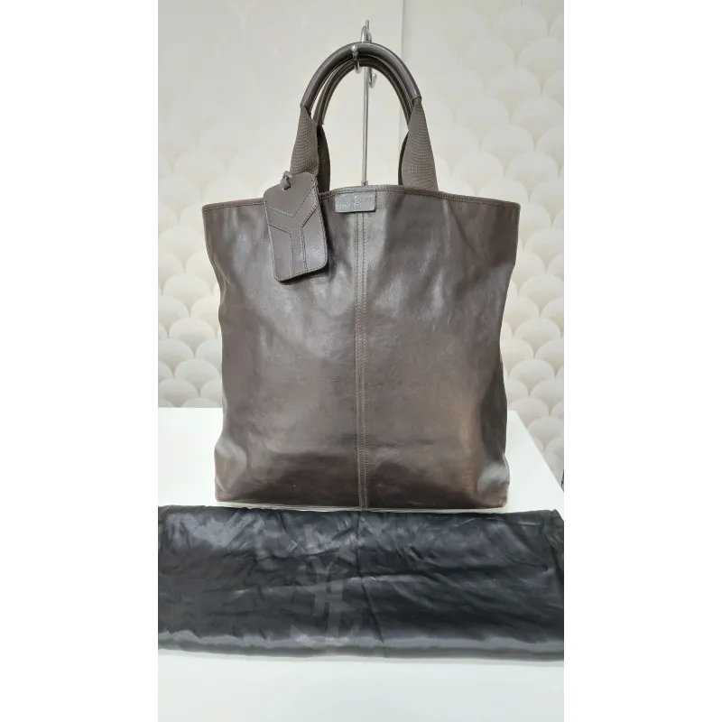 Yves Saint Laurent – Cabas en cuir brun