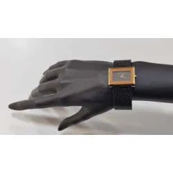 NINA RICCI – Montre Cadran Carré