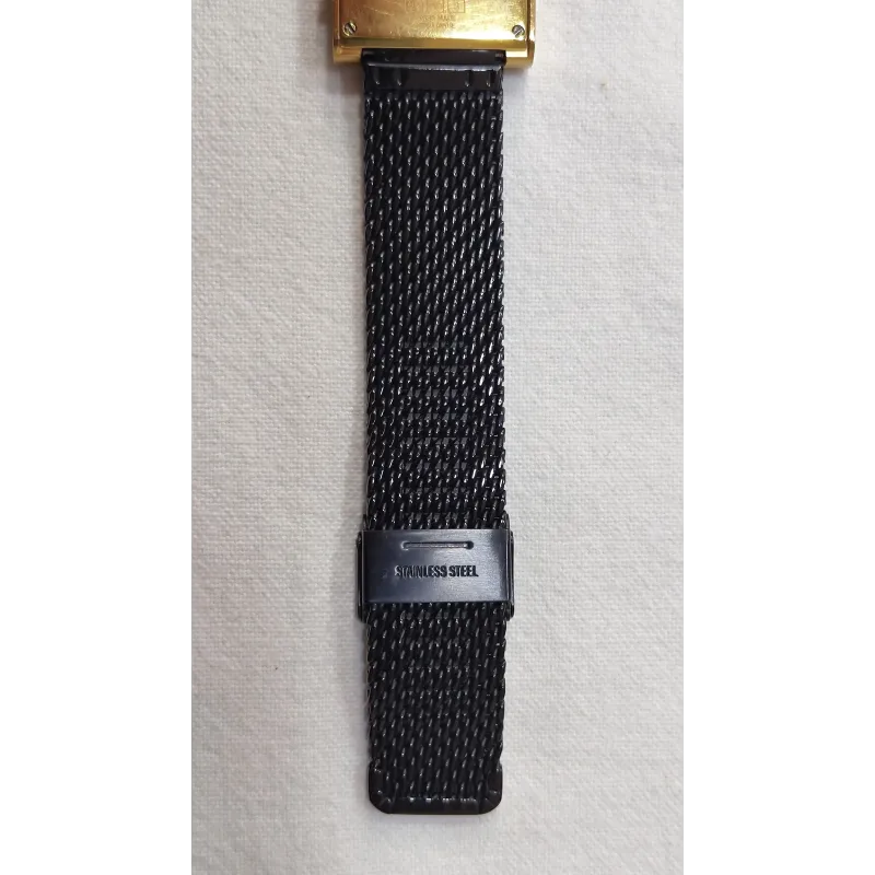 NINA RICCI – Montre Cadran Carré