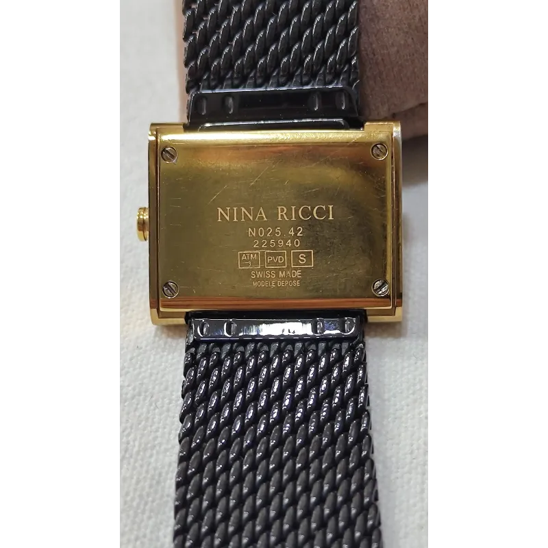 NINA RICCI – Montre Cadran Carré