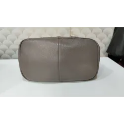 LANCEL – Sac seau en cuir grainé – Taupe