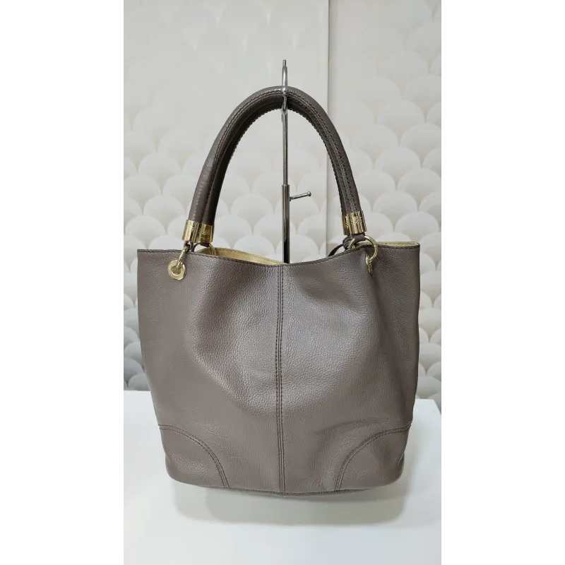 LANCEL – Sac seau en cuir grainé – Taupe