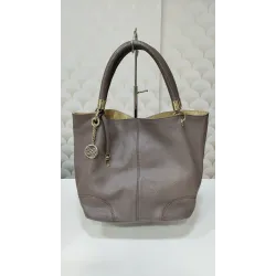 LANCEL – Sac seau en cuir grainé – Taupe