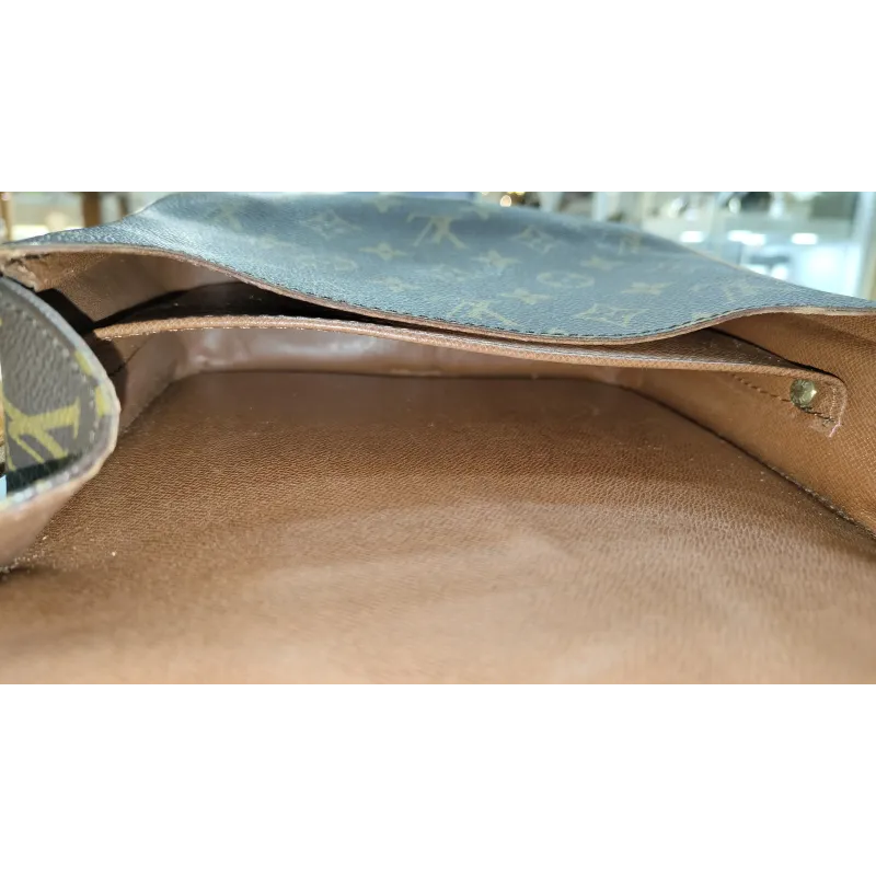 LOUIS VUITTON – Cartouchière – Monogram – Bandoulière réglable
