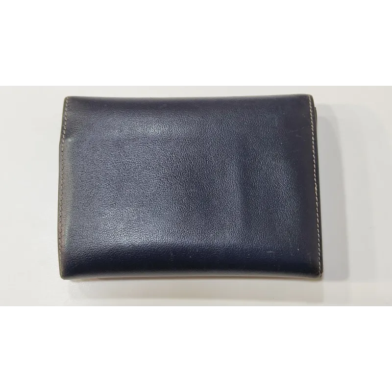 Yves Saint Laurent - Portefeuille