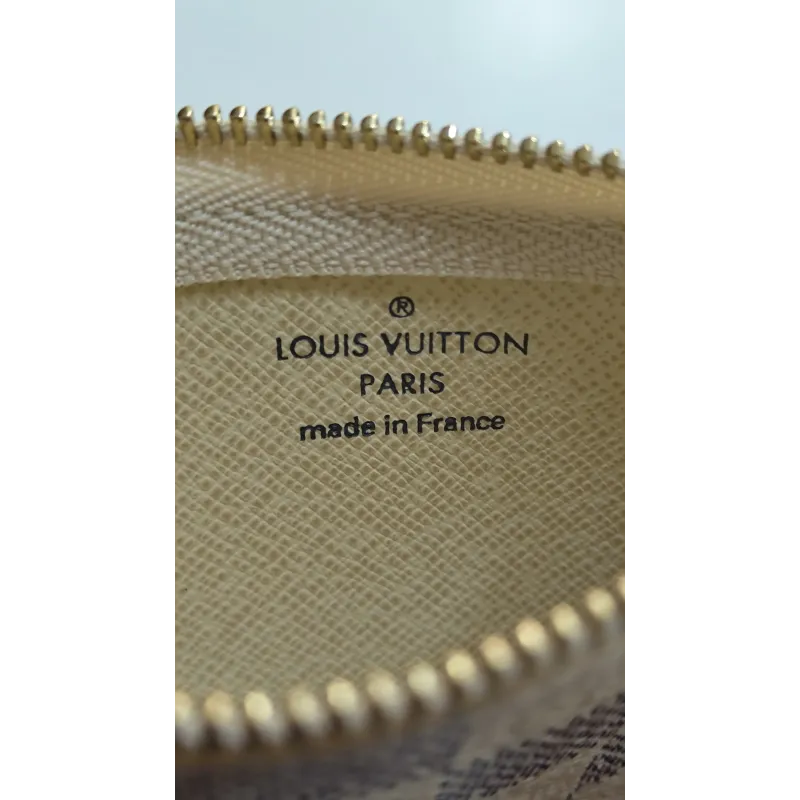 Louis Vuitton - Porte-clés / Porte-monnaie zippé