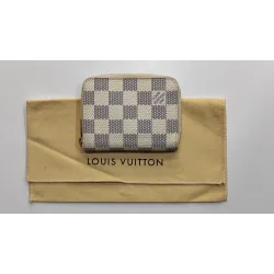 Louis Vuitton - Porte-monnaie / cartes zippé