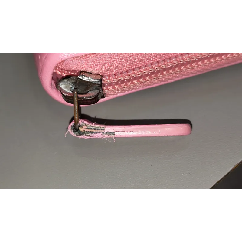 Chanel - Portefeuille zippé