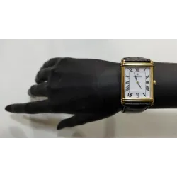 Michel Herbelin – Montre rectangulaire dorée