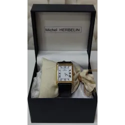 Michel Herbelin – Montre rectangulaire dorée