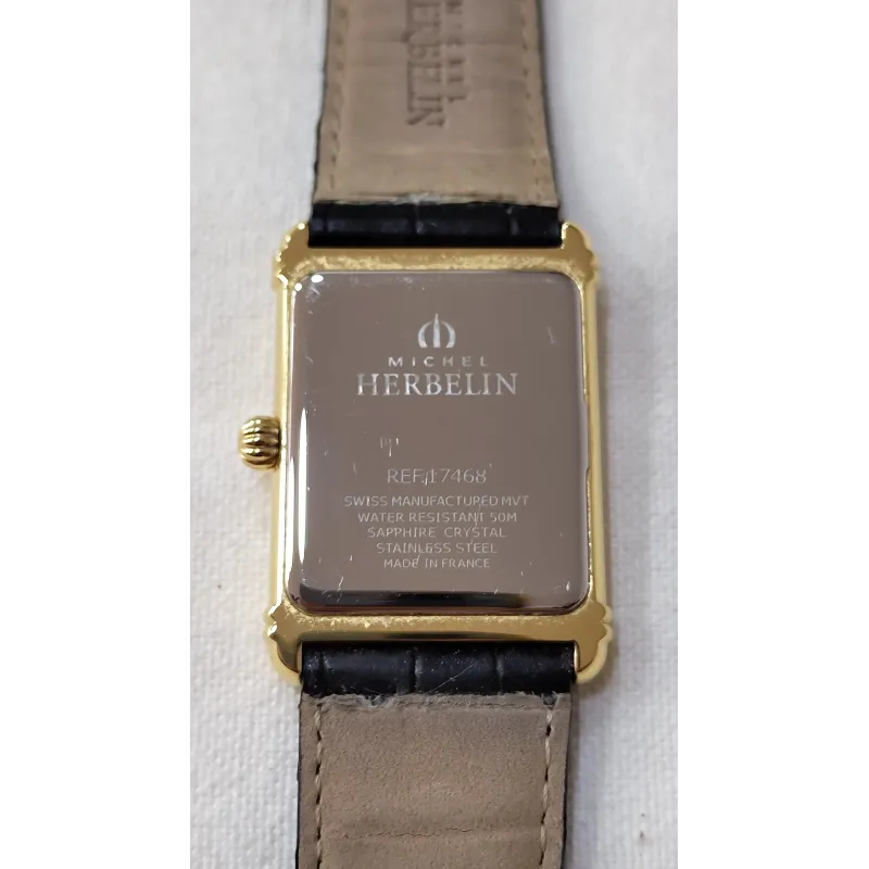 Michel Herbelin – Montre rectangulaire dorée