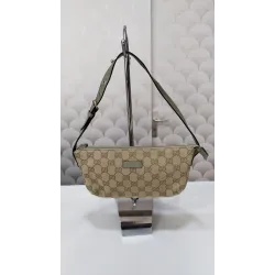 Gucci - Pochette en toile monogramme GG
