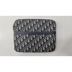 Dior – Pochette Oblique