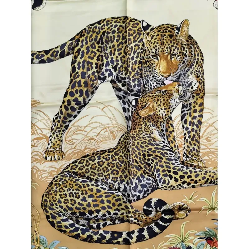 Hermès - Carré 90 « Jungle Love »