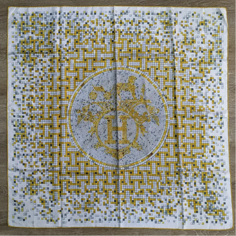 Hermès – Carré "Mosaique au 24"
