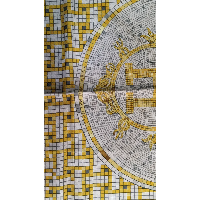 Hermès – Carré "Mosaique au 24"