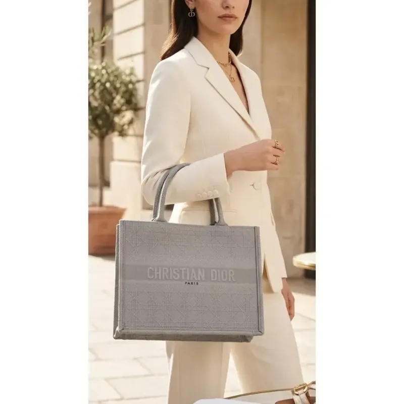 Dior - Cabas en toile Book Tote