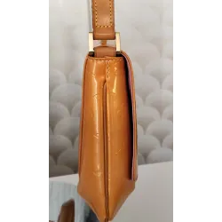 Louis Vuitton - Sac à main en cuir verni Thompson