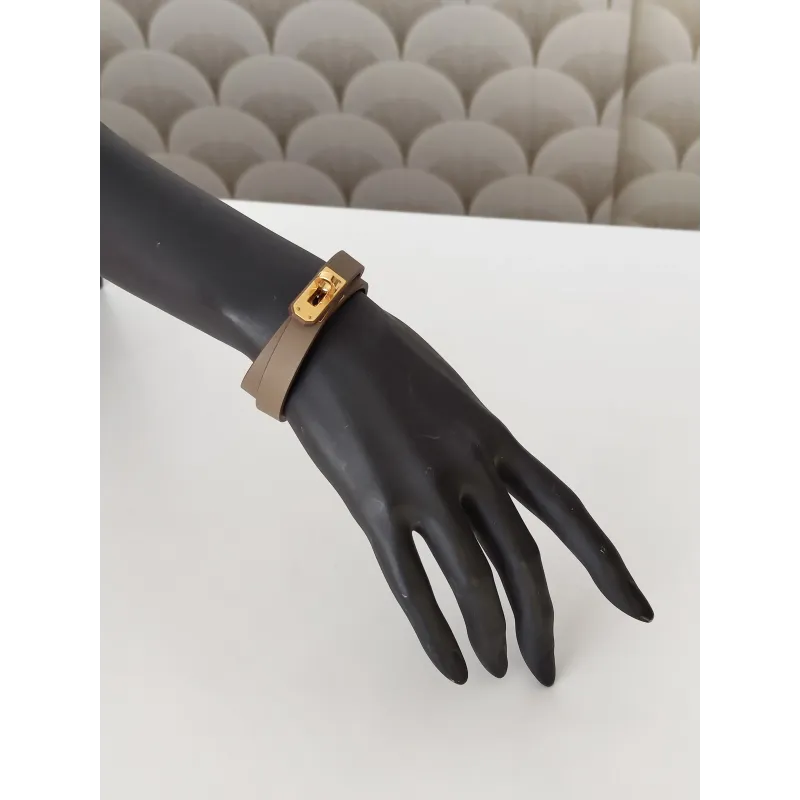 Hermès - Bracelet en cuir Kelly Double Tour