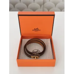 Hermès - Bracelet en cuir Kelly Double Tour