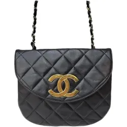Sac Chanel Demi-Lune (Half Moon) Vintage