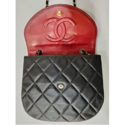 Sac Chanel Demi-Lune (Half Moon) Vintage
