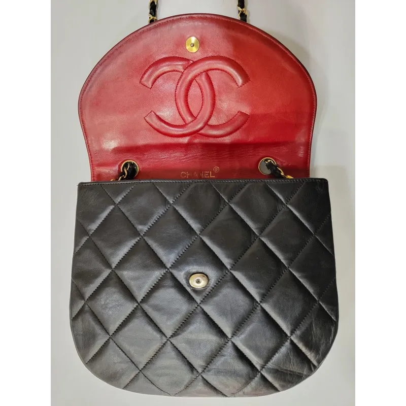 Sac Chanel Demi-Lune (Half Moon) Vintage