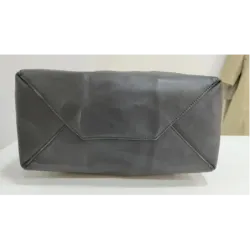 Sac à main en cuir de vache et de python