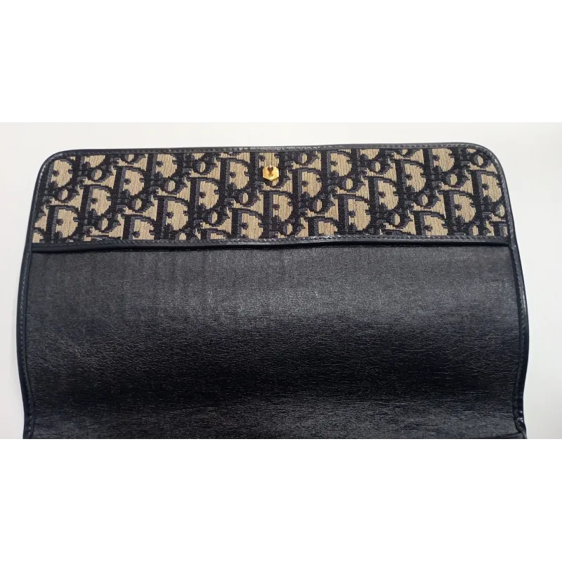 Pochette monogramme
