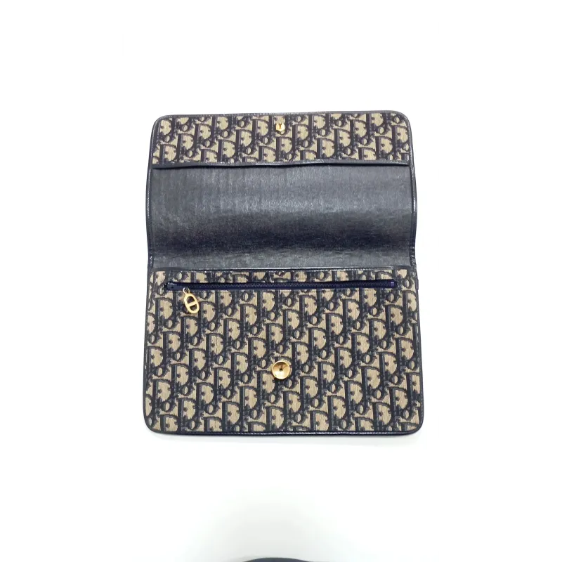 Pochette monogramme