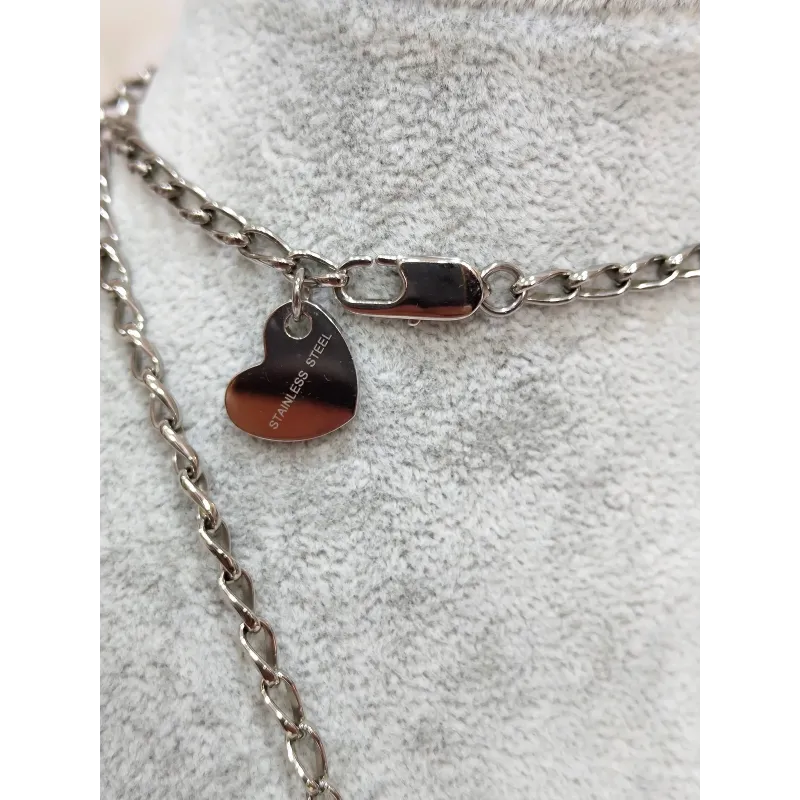 Collier Burberry avec montre pendentif cœur