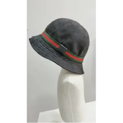 Chapeau noir