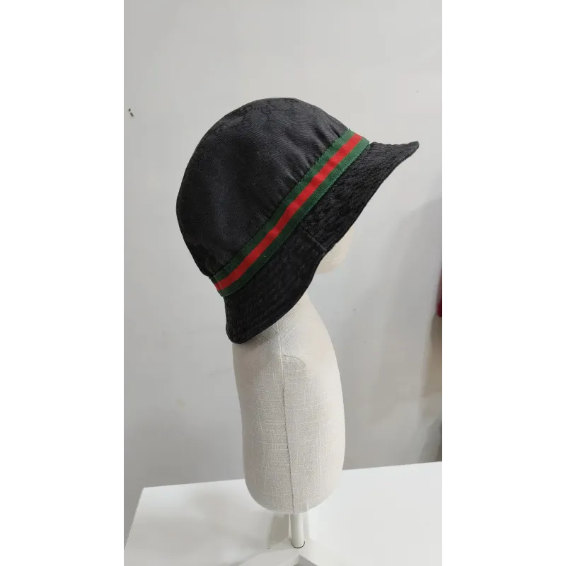 Chapeau noir