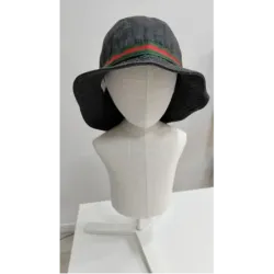 Chapeau noir