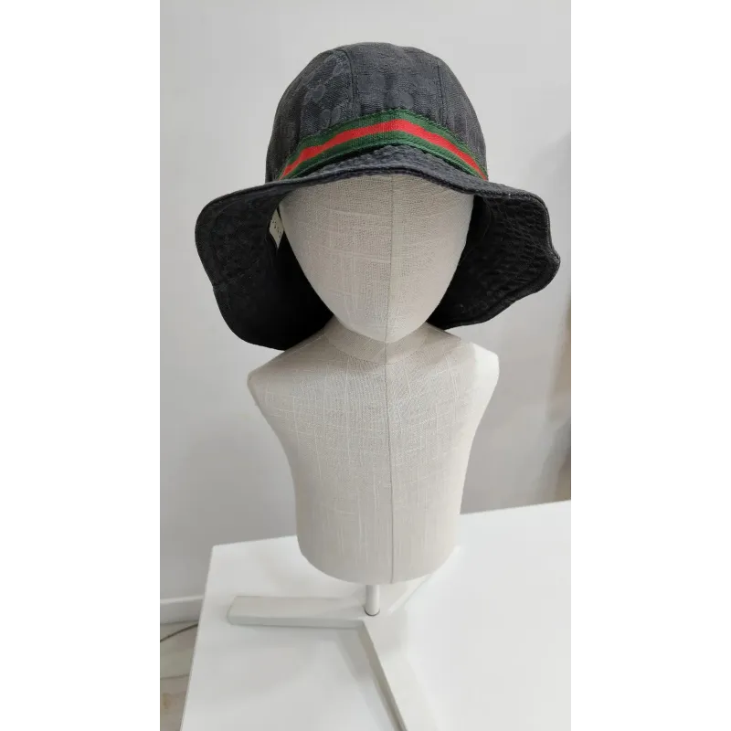 Chapeau noir