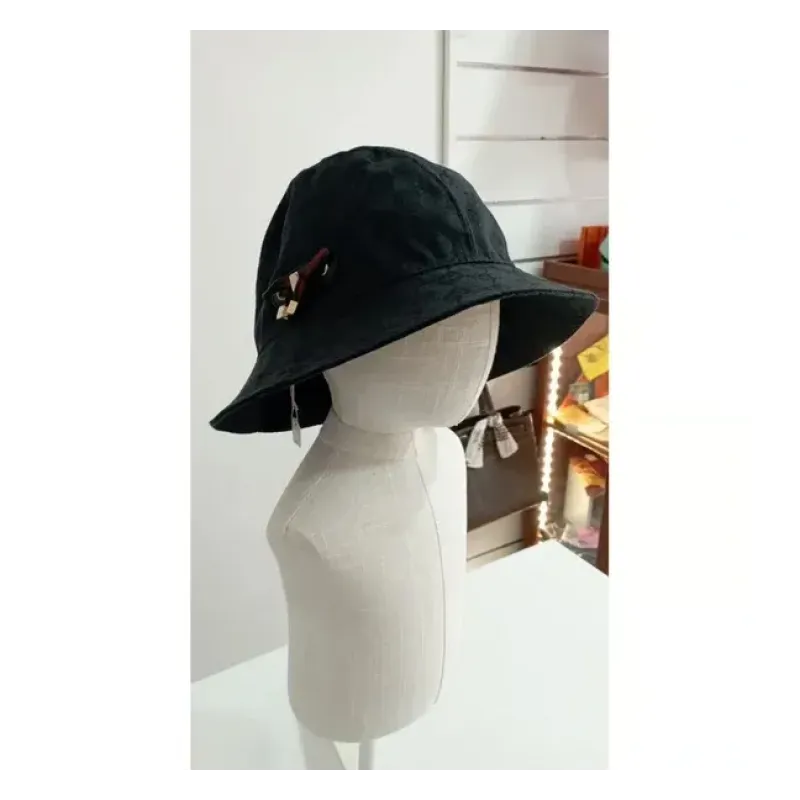 Chapeau noir