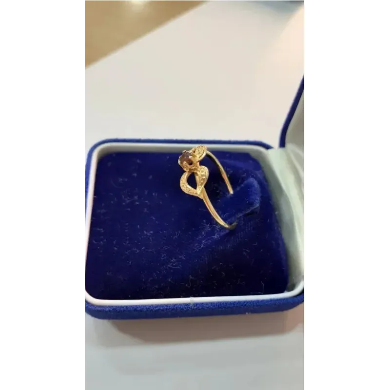 Bague Solitaire en or jaune 18 carats