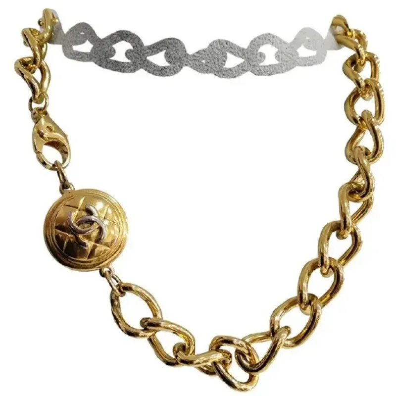 Collier CC