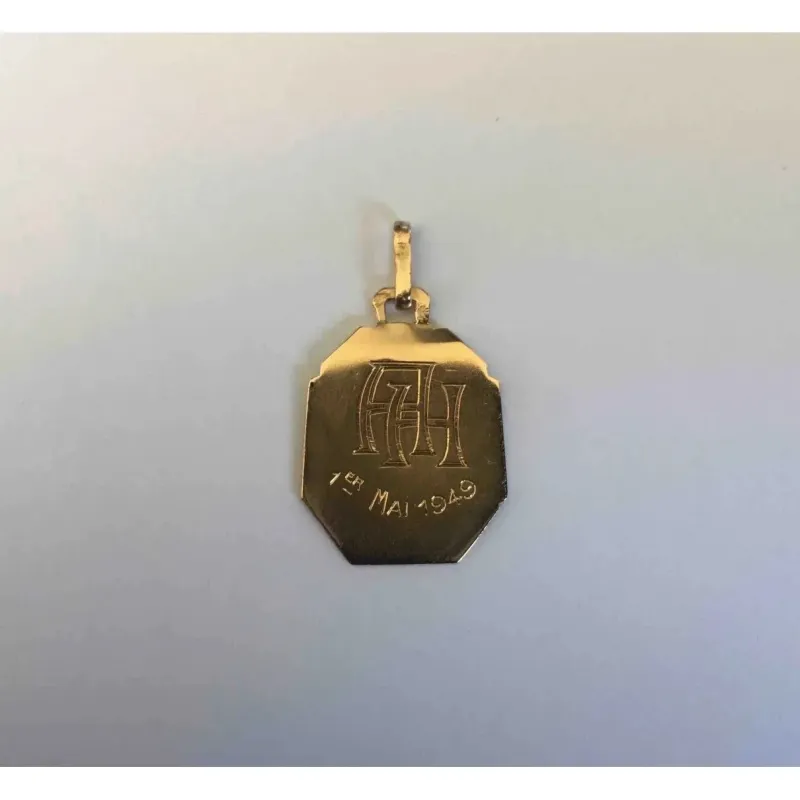 Pendentif médaille religieuse en or jaune 18k