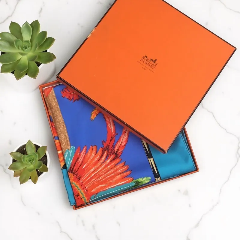 Foulard collector Hermès